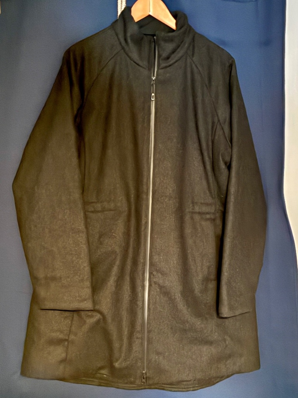 Patagonia Women's Recycled Wool Thigh Length Winter Coat - Dark Gray Size XL